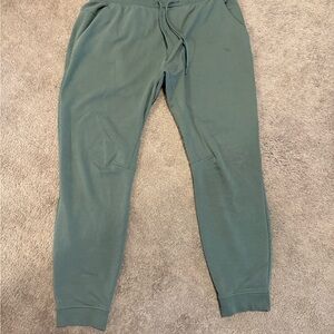 Lululemon Men's Olive Sweatpants